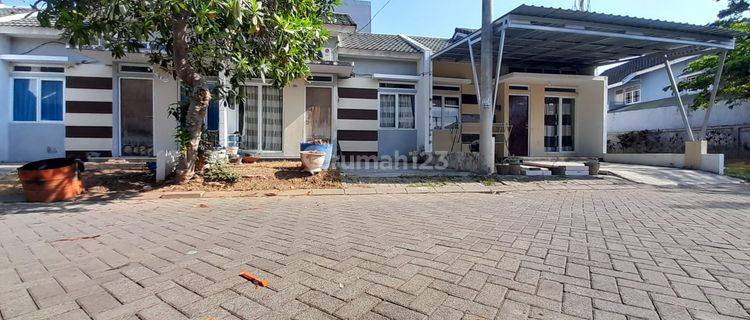 Rumah di Gowa Sekitar Jalan Yusuf Bauty, Sungguminasa, Gowa 1