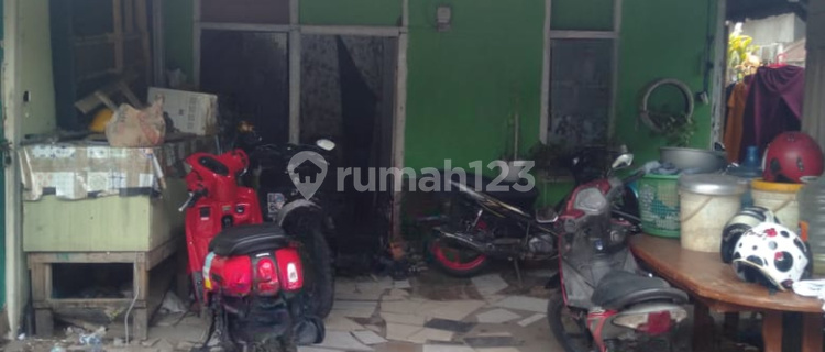 Dijual Rumah Tua Makassar Sekitar Jalan Urip Sumoharjo, Jl Rappokalling Raya, Jl Adipura Raya 1