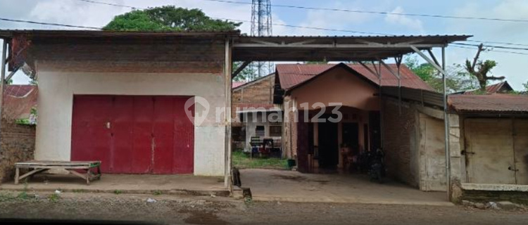 For Sale: Commercial Building (Ruko) in Gowa, Near Sungguminasa-Takalar Road, Bajeng 1