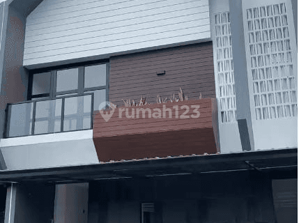 Rumah di Sekitar Jl Urip Sumoharjo, Makassar 1