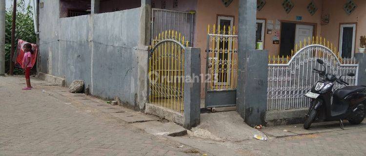 Rumah di Sekitar Dekat Bandara, Jalan Tol Ir Sutami, Jl Kapasa Raya
, Makassar 1