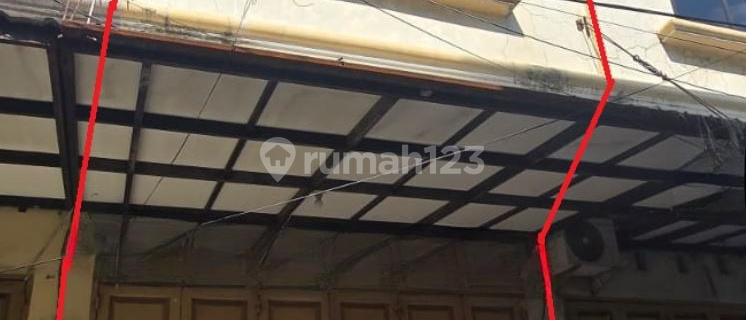 For Sale: Shop House in Makassar near Nusantara Street, Butung Street, Sulawesi Street. 1
