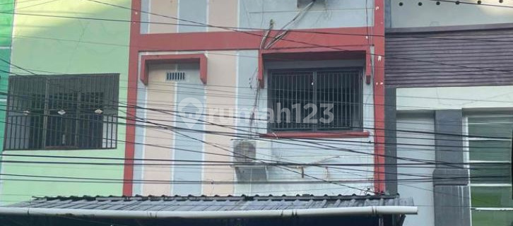 For Sale: Shop House in Makassar Near Letjen Hertasning Street, Aroepala Street, Minasaupa Street 1