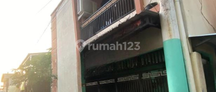 For Sale House in Makassar near DR Ratulangi Street, Tupai Street, Onta Street. 1