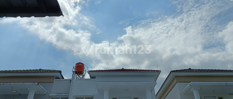 Disewakan Rumah Makassar sekitar Jalan Metro Tanjung Bunga  1