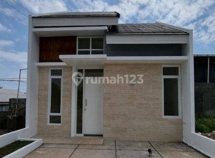 Rumah di Sekitar Daya Jalan Perintis Kemerdekaan, Makassar 1