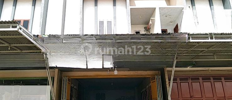 For Sale Shop House Around Barombong Main Road, Gowa 1