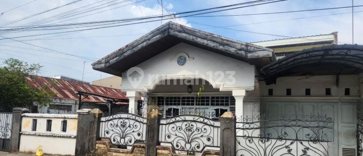 Dijual Rumah Makassar Sekitar Jalan Opu Daeng Risadju, Jl Tanjung Alang, Jl Tanjung Bira 1