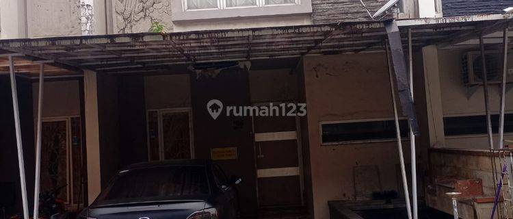 Rumah di Sekitar Jalan Letjen Hertasning, Jalan Aroeppala
, Makassar 1