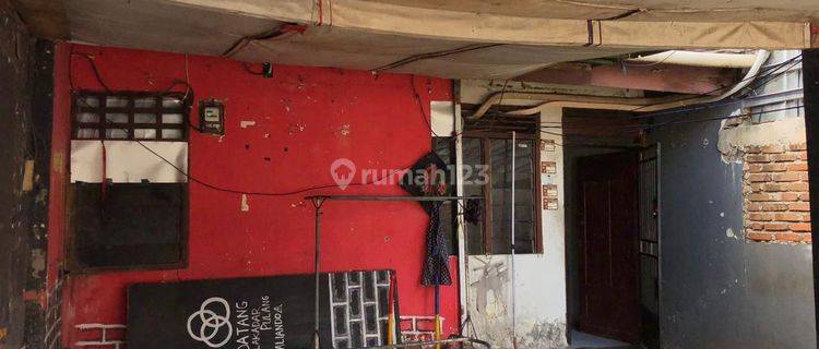 Dijual Rumah Makassar sekitar jl Veteran, jl Monginsidi, jl Sungai Saddang   1