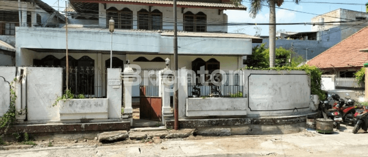 PUCANG ADI SIAP HUNI HOOK SELANGKAH DARI JALAN RAYA, PASAR 1