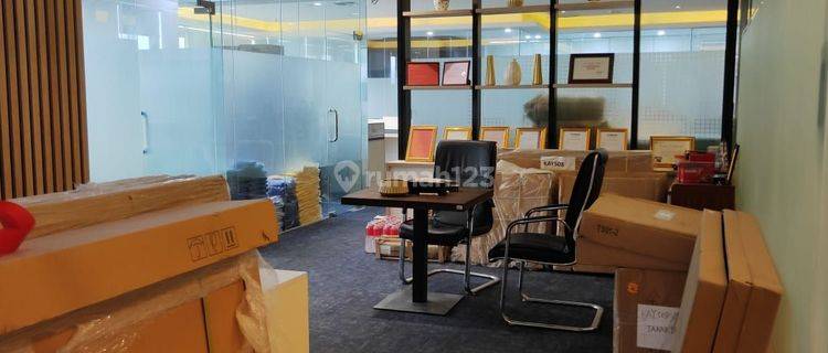 Disewakan Office Goldcoast  PIK Furnish siap pakai 1