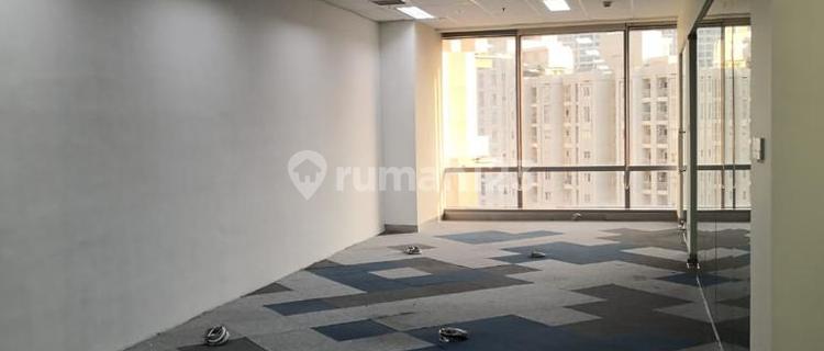 OFFICE SPACE SOHO CAPITAL 140 SQM 1