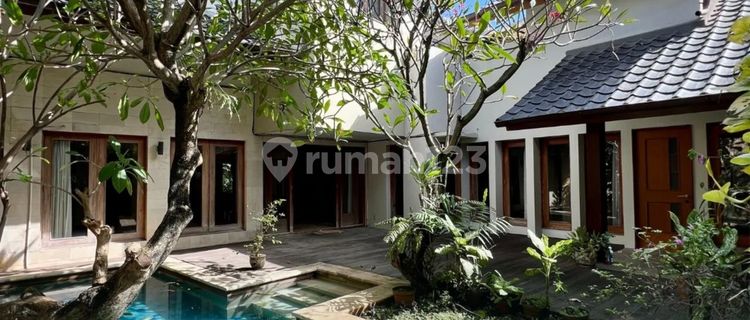 KEBAYORAN BARU - FOR SALE  RUMAH MEWAH NUANSA VILLA BALI DALAM KOMPLEK ELITE, TENANG & NYAMAN DEKAT SUDIRMAN & SENAYAN 1