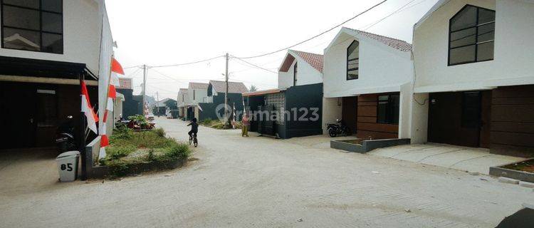 Barazaki Nusa Indah, Rumah Ada Rooftop Dekat Pondok Cabe Golf 1