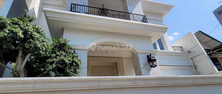 Dijual Rumah di jl Erlangga Pleburan Kota Semarang  1