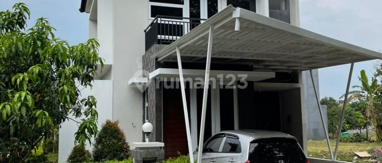 For Sale House near Trans Java Toll Graha Estetika Banyumanik 1