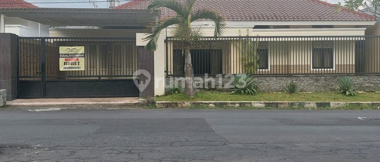 Rumah Siap Huni Sebagian Perabot 1