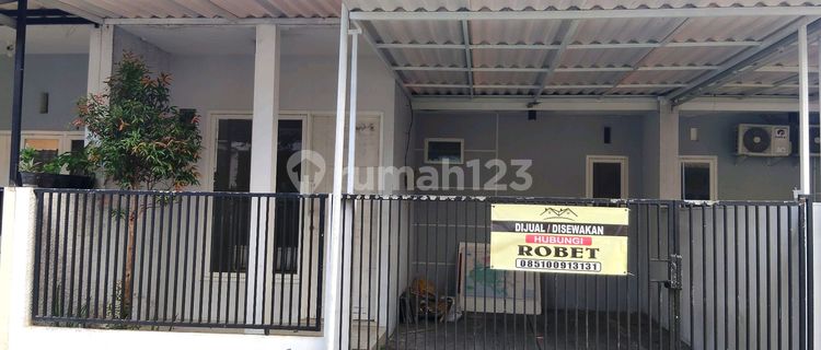 Rumah Pusat Kota Jember 1