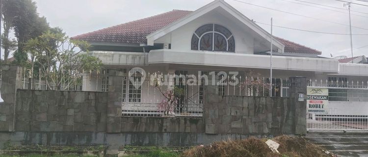 Elite Housing House Jember 1