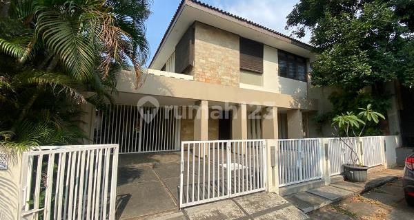 Beautiful Stand Alone House In Patra Kuningan Near To British Embassy 1
