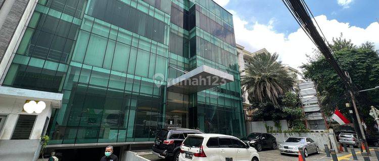 Dijual Gedung Mewah 4 Lantai di Senopati Area Jakarta 1