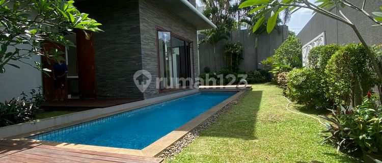 Dijual Rumah Cantik Model Kontemporer Di Area Tenang Kemang, Jakarta Selatan 1