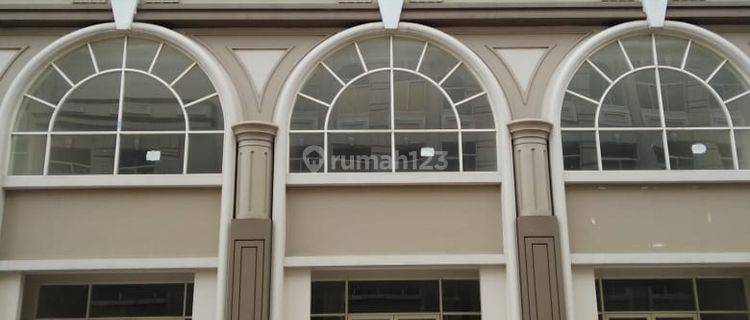 TERMURAH RUKO GREEN LAKE CITY 2 UNIT GANDENG HADAP JALAN RAYA  1