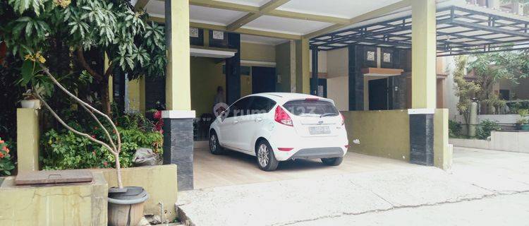 Rumah Minimalis 2 Lantai Komplek Sayap Cikutra Bandung  1