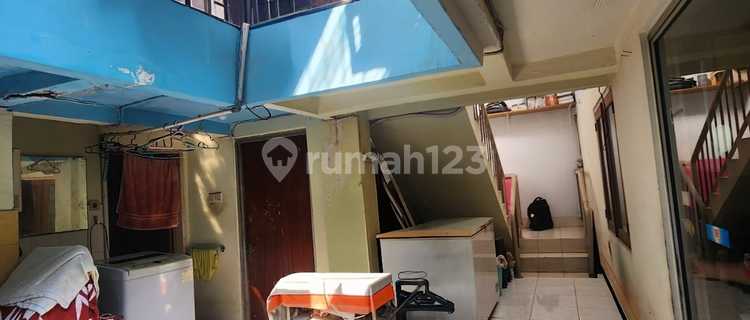 For Quick Sale: 1½ Story House on West Tj. Duren Main Road 1