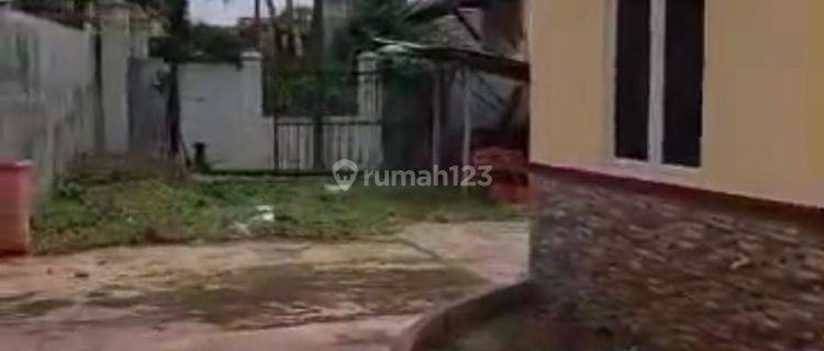 Dijual Tanah bonus rumah 2 unit di pancoran mas Depok 1