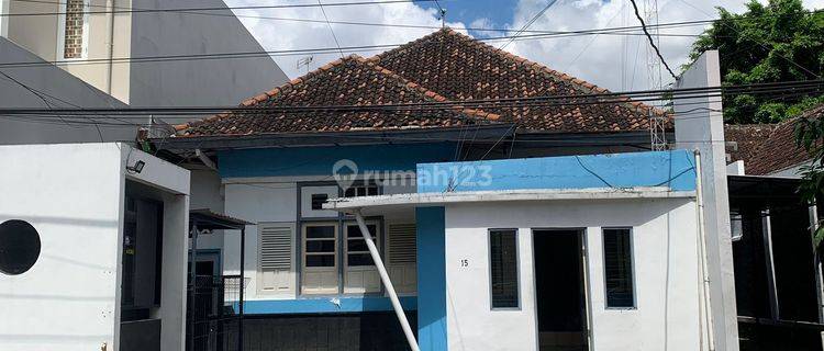 Rumah Strategis Pakuningratan Dekat Tugu Jogja 1