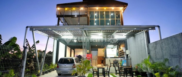 For Rent: 150 Square Meter Spacious Cafe in Tegal Tirtio, Berbah, Near Adisutjipto Airport 1