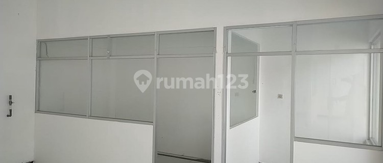 Peluang Bisnis Premium Sewa Ruang Usaha Strategis di Jl. Kaliurang KM 9 Sleman Luas & Fasilitas Lengkap 1