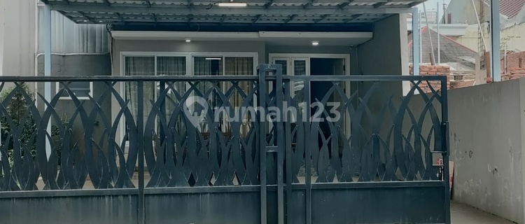 Rumah Bangunan Baru 2 Lantai Depan Taman di Vila Melati Mas Serpong 1