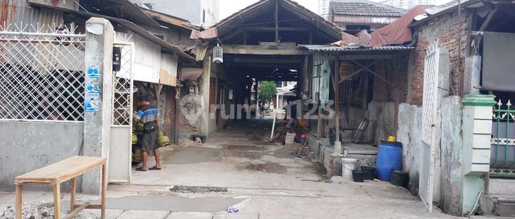 Dijual Rumah Bonus Kontrakan di Jembatan Besi Tambora jakarta Barat 1