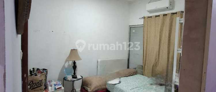 DIJUAL RUMAH BAGUS 1,5LANTAI BAGUS HARGA NEGO VENESIA SENTUL CITY 1