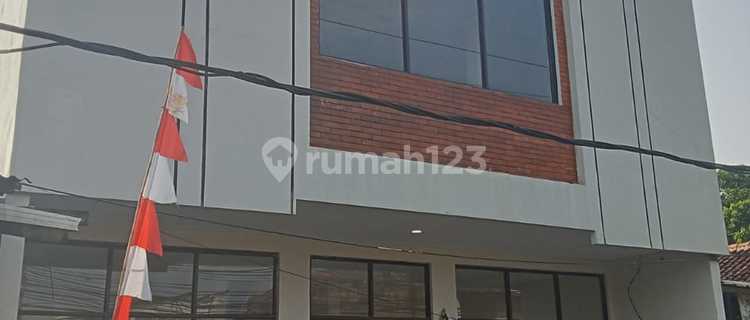 FOR RENT NEW 2-STORY SHOPHOUSE ANNUALLY STRATEGIC LOCATION AFFORDABLE PRICE CILEBUT BOGOR 1