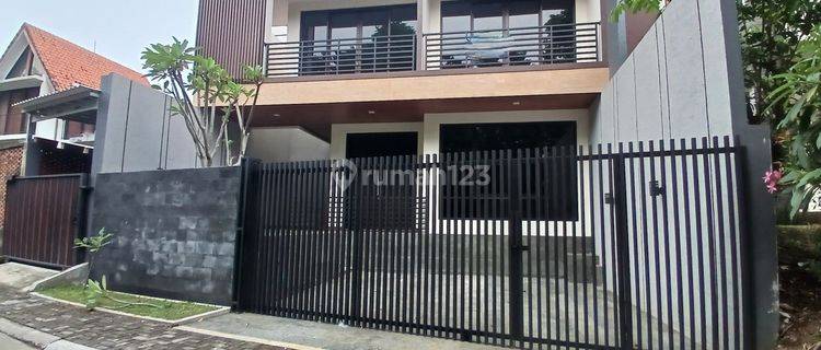  Dijual Rumah Di Cluster Santorini, Sentul City Ssr421 A10 1