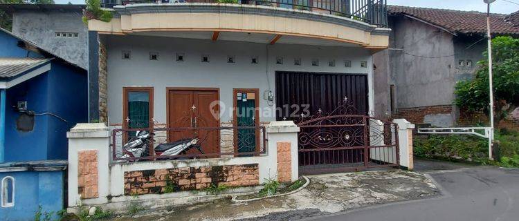 RUMAH KARANGJATI 2 LANTAI SIAP HUNI PINGGIR JALAN  1