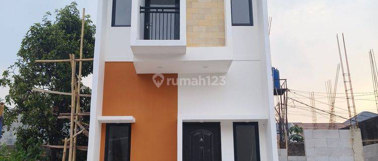 Rumah Murah 2 Lantai Cantik Deket Tol Setu/Lrt Ciracas 1