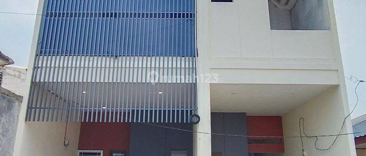 Rumah murah minimalis 2 lantai deket pintu tol kampung duku mall Cijantung 1