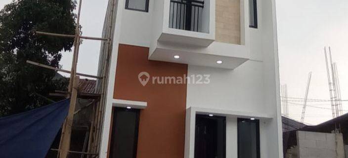 Rumah 2 Lantai Deket Pintu Tol Setu Cipayung 1