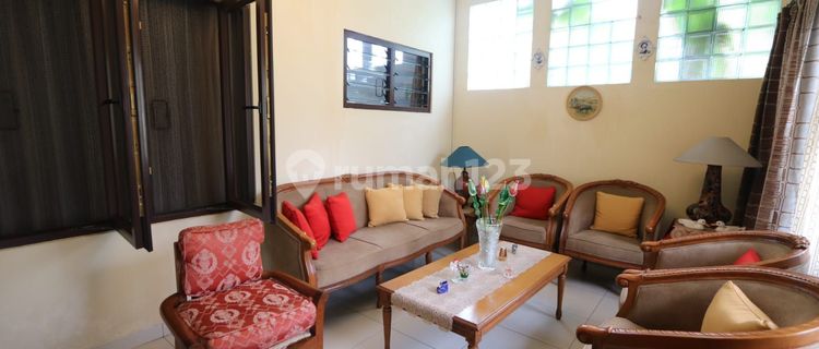 Rumah Nyaman Raffles Hills Cibubur, Harga Terbaik, Dibawah Njop 1