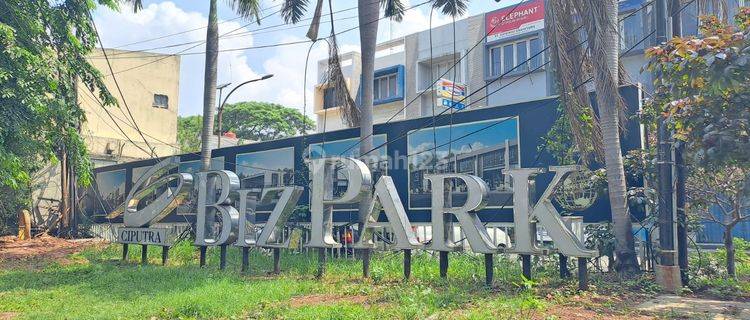 Gedung Kantor Di Bizpark 1 Pulogadung Yang Strategis  1