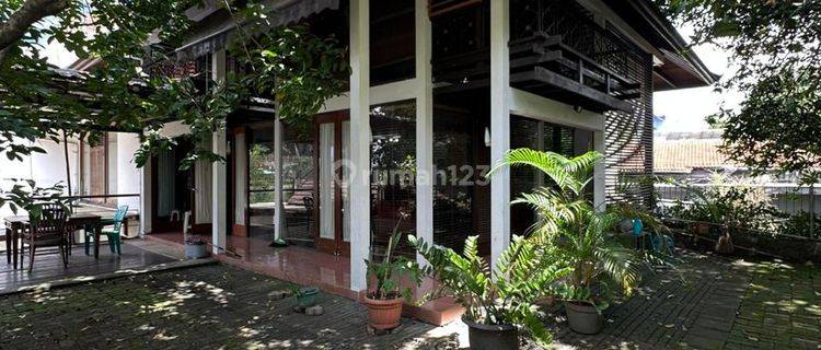 Cipete Selatan Rumah Terawat Siap Huni Exclusive Area Posisi Hoek 1
