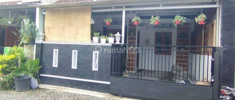 Dijual Murah Rumah Full Furnish Dalam Perumahan Asri Dekat Fasum 1