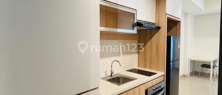 For Sale: Cleon Park Apartment, Furnished, Ready to Occupied, and Super Cheap in Jakarta Garden City area, Cakung, East Jakarta (015) 1