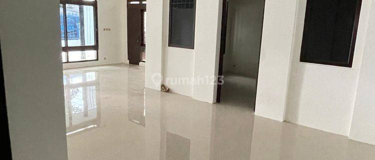 Disewakan Rumah Siap Huni Gatot Subroto Bandung  1