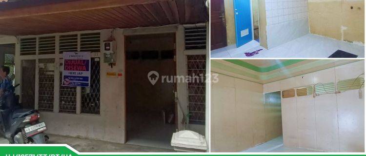 Rumah di Jl. Adisucipto Gg. Cempaka Putih, Kubu Raya 1